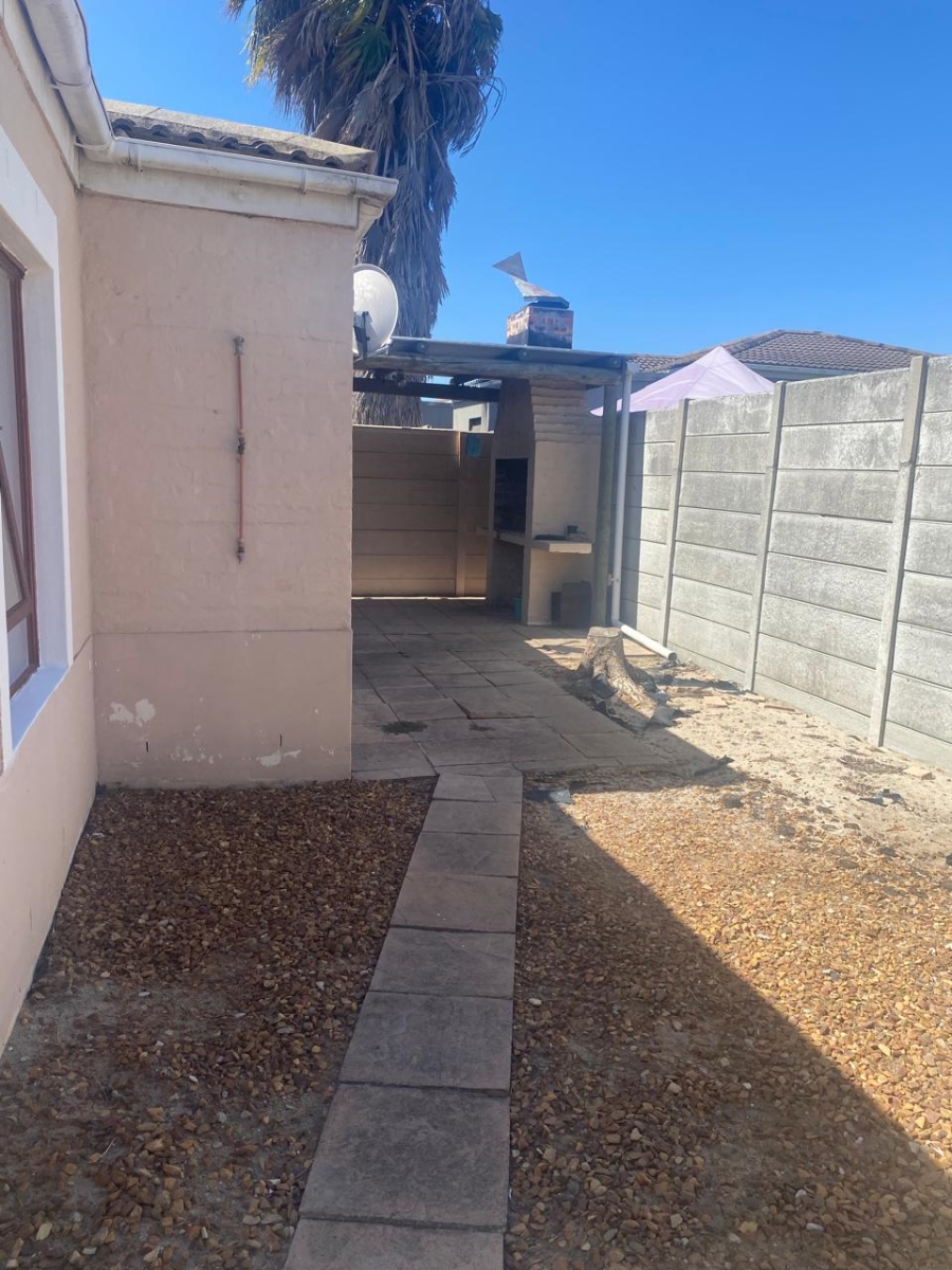 2 Bedroom Property for Sale in Hunters Creek Western Cape